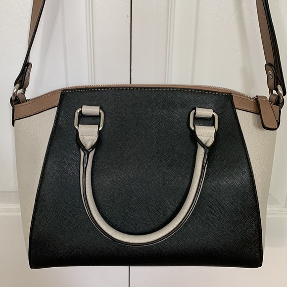 Guess crossbody bag - Picture 4 of 7